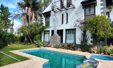Venta Casa en Barrio Cerrado El Carmencito