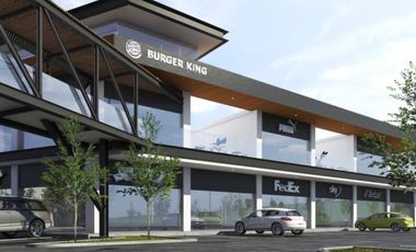 LOCAL COMERCIAL PB entrada Jurica en esquina