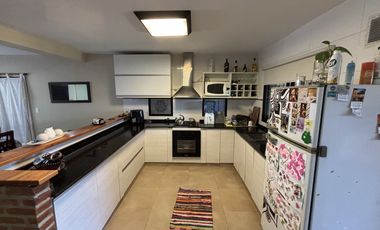 Hermosa casa de 3 dormitorios con jardin y pileta en Pueblo Esther