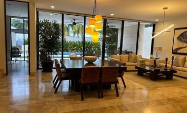 Renta casa con  paneles, Privada Allegra, Sta Gertrudis , Cabo Norte Agosto 2025