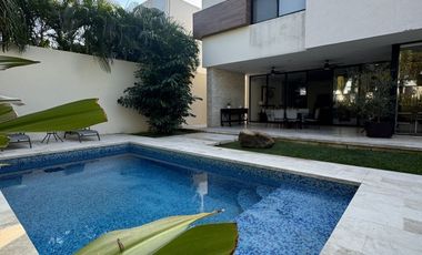 Renta casa con  paneles, Privada Allegra, Sta Gertrudis , Cabo Norte Agosto 2025