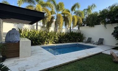 Renta casa con  paneles, Privada Allegra, Sta Gertrudis , Cabo Norte Agosto 2025