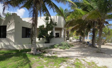 CASA  EN RENTA EN TELCHAC PUERTO