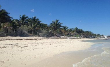 CASA  EN RENTA EN TELCHAC PUERTO