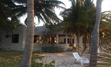 CASA  EN RENTA EN TELCHAC PUERTO