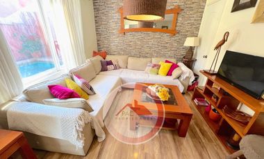 Casa En Venta De 3d/3b En Microbarrio, Valle Lo Campino