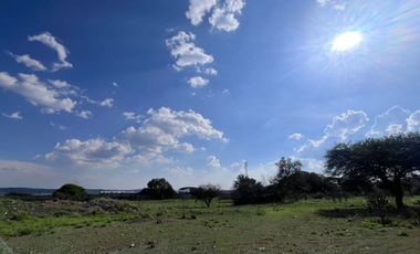 TERRENO EN VENTA EN AVENIDA PRINCIPAL BERNAL-EZEQUIEL MONTES. 3