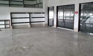 Nave Industrial de 11,816 m2 en renta en Periférico Norte