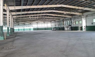 Nave Industrial de 11,816 m2 en renta en Periférico Norte