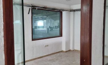 Nave Industrial de 11,816 m2 en renta en Periférico Norte