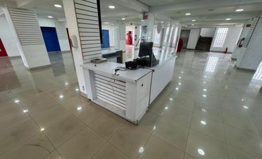 Renta local comercial 1er piso en Satélite sobre lateral del Periférico