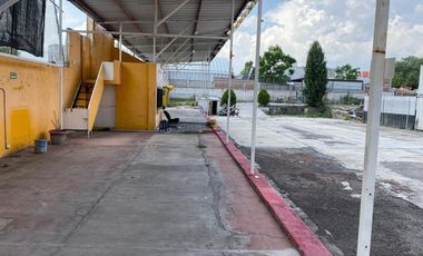 Renta Terreno Comercial Excelente ubicación Av. Universidad
