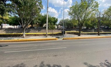 Renta Terreno Comercial Excelente ubicación Av. Universidad