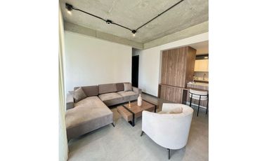 Moderno y Amplio Apartamento Milla de Oro