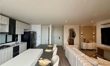 Modern High Floor in Poblado Tesoro