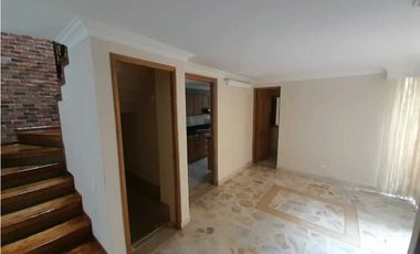 Alquiler Casa Envigado Loma Brujas 8589348DL
