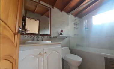 Alquiler Casa Envigado Loma Brujas 8589348DL