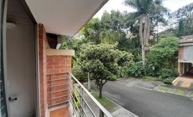 Alquiler Casa Envigado Loma Brujas 8589348DL