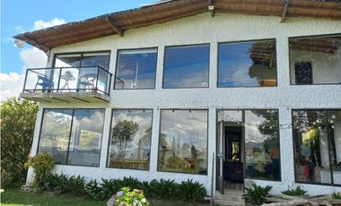 VENDO CASA CAMPESTRE EN SAN FELIX