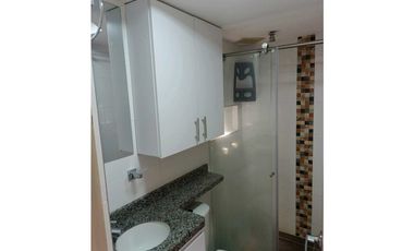 Arriendo apartamento en conjunto cerrado en Madrid $900.000