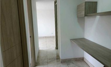 Arriendo apartamento en conjunto cerrado en Madrid $900.000
