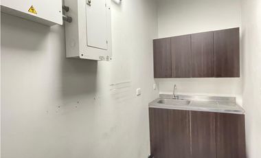 Oficina en Arriendo en el Poblado