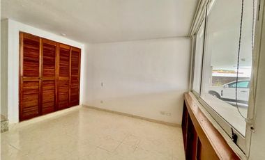 Venta de apartamento frente al mar en Playa Salguero, Santa Marta