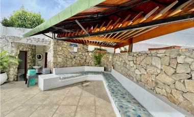 Venta de apartamento frente al mar en Playa Salguero, Santa Marta