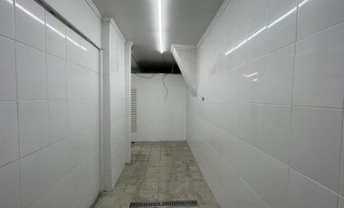 ARRIENDO Local Comercial de 170 m2, Metro Parque O´Higgins