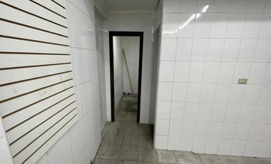 ARRIENDO Local Comercial de 170 m2, Metro Parque O´Higgins