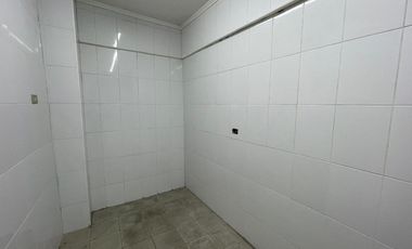 ARRIENDO Local Comercial de 170 m2, Metro Parque O´Higgins