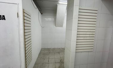 ARRIENDO Local Comercial de 170 m2, Metro Parque O´Higgins