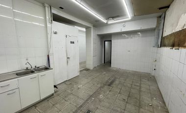 ARRIENDO Local Comercial de 170 m2, Metro Parque O´Higgins