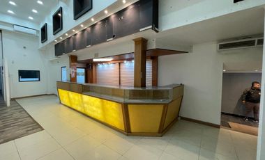 ARRIENDO Local Comercial de 170 m2, Metro Parque O´Higgins