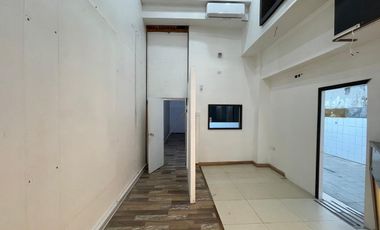 ARRIENDO Local Comercial de 170 m2, Metro Parque O´Higgins