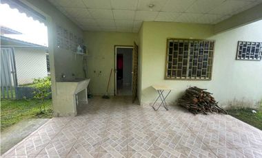 ALQUILER DE CASA EN BOQUERON   CERCADA ATRAS CON SISTEMA DE SEGURIDAD