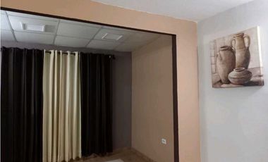 Venta de casa de 2 pisos  en Las Cumbres