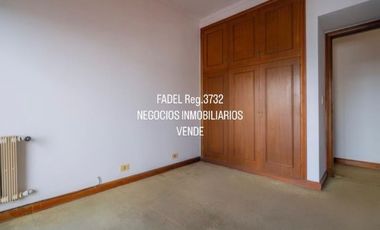 Moreno y La Rioja Piso 4 ambientes al frente + cochera