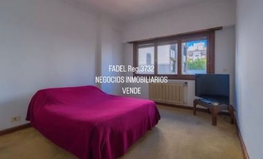 Moreno y La Rioja Piso 4 ambientes al frente + cochera