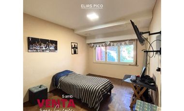 VENTA Chalet 5 amb terreno 645m2 - zona Güemes