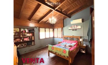 VENTA Chalet 5 amb terreno 645m2 - zona Güemes