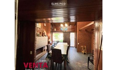 VENTA Chalet 5 amb terreno 645m2 - zona Güemes