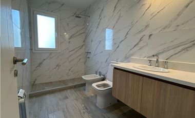 CASA EN COSTA ESMERAL SENDERO IV LOTE 391
