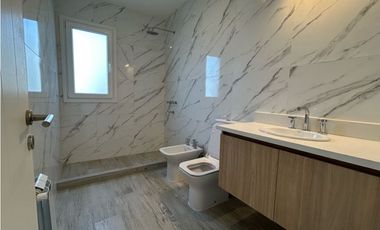 CASA EN COSTA ESMERAL SENDERO IV LOTE 391