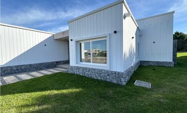 CASA EN COSTA ESMERAL SENDERO IV LOTE 391