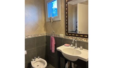 VENTA / CHALET 3 AMBIENTES / GAS NATURAL / APTO CREDITO /