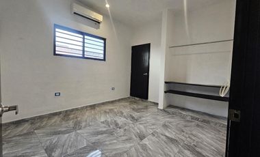 CASA DE 3 RECÁMARAS Y PISCINA