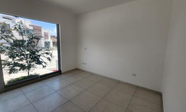 Casa en Venta Loma Alta Tres Marías Fraccionamiento privado