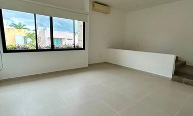 Casa en Renta en Residencial Cumbres