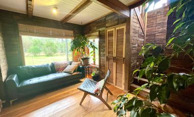 SE VENDE casa en parcela, cercana a puerto varas,3D 2B con orilla de rio